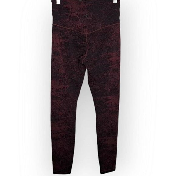 Athleta Elation Glades 7/8 Tight Leggings in Red Black size Small - Picture 5 of 10